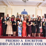 PREMIO A ESCRITOR PEDRO JULIO ABREU COLUMNA